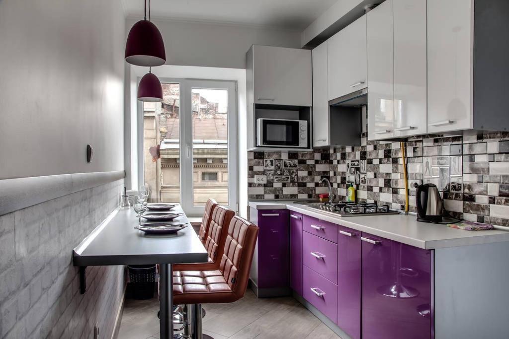 Romantic Apartments - Центр Львова , З Видом На Місто Buitenkant foto