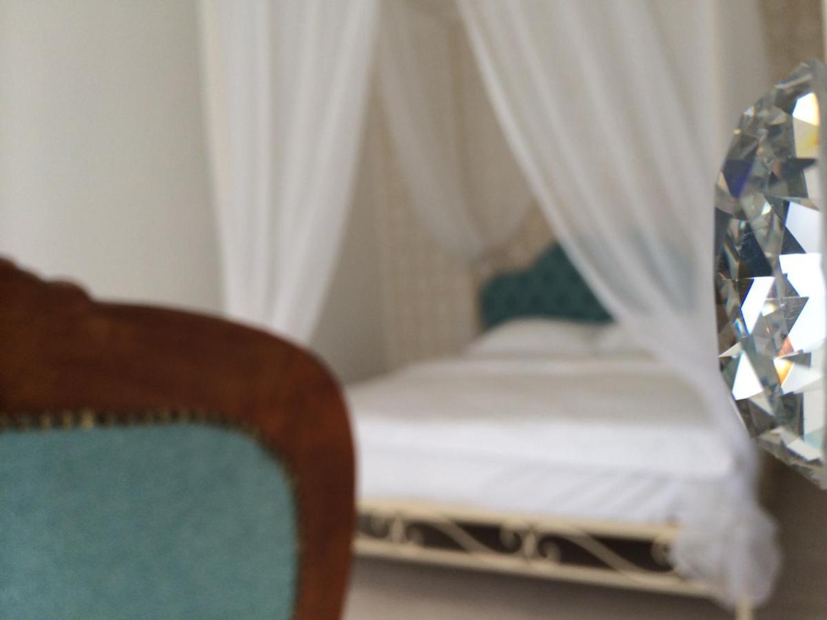 Romantic Apartments - Центр Львова , З Видом На Місто Buitenkant foto